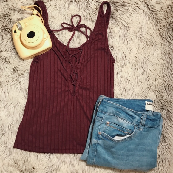 Urban Outfitters// Lace-up Burgundy Crop Top - Picture 2 of 4